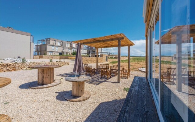Awesome Home in Povljana With Wifi and 1 Bedrooms