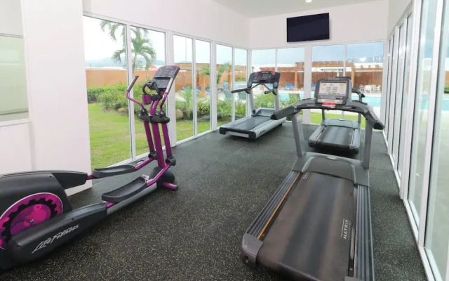 Holiday Inn Express Manzanillo