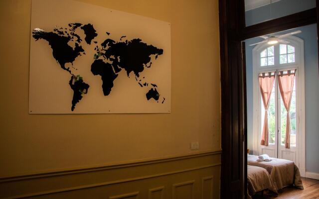 Sabatico Travelers Hostel & Guesthouse