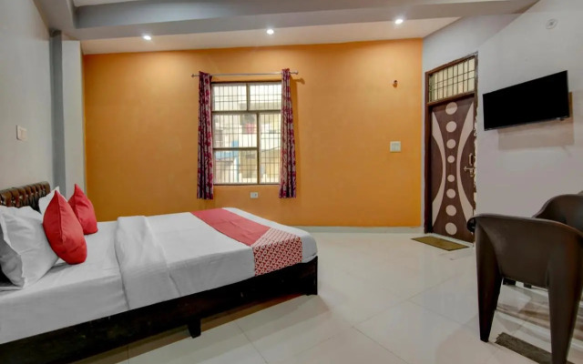 Oyo 80512J Eco Park Hotel