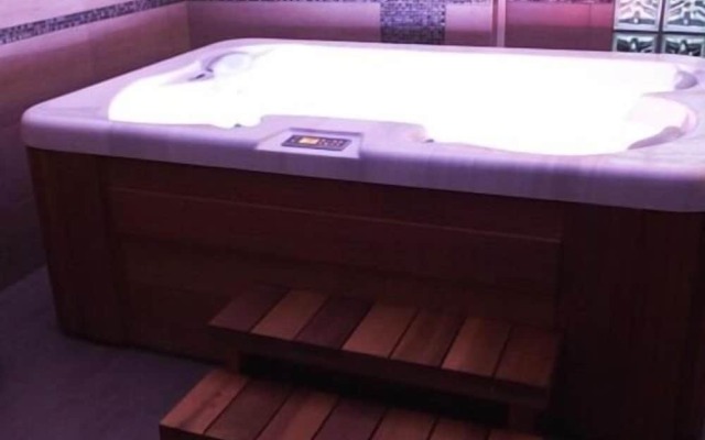 Bethune City Relax Spa & Sauna
