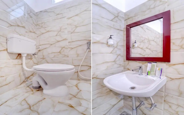 OYO 094 Bussy St Prakasam Residency