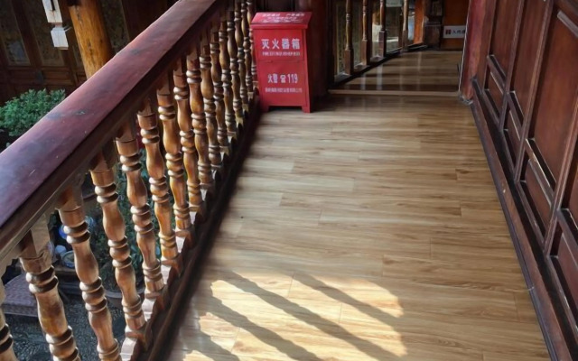 Lijiang Chenjie Inn (Sifang Street Branch)