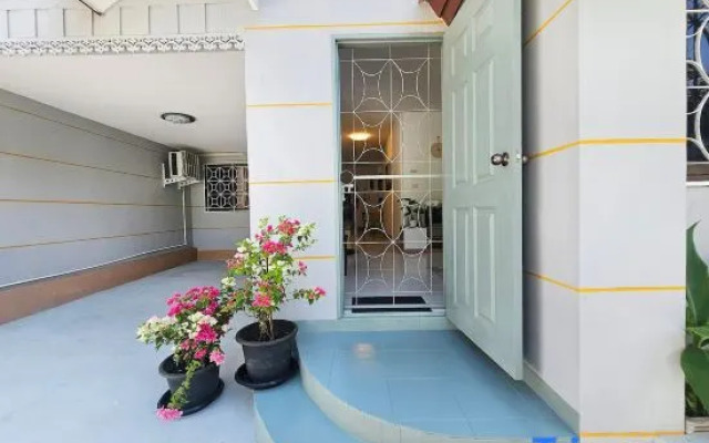 Yachting House  Thalang,Near the beach and airport