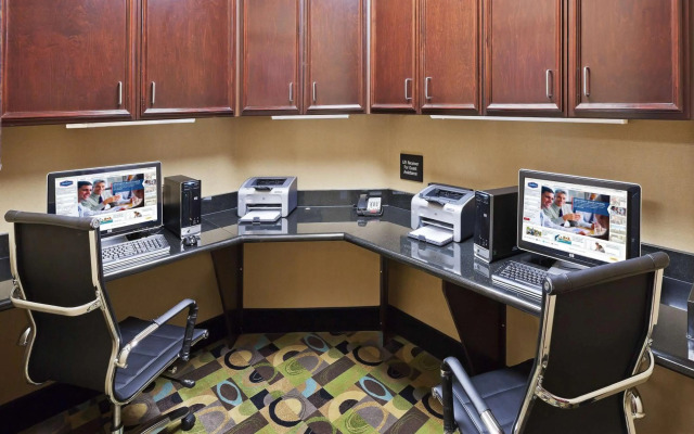 Hampton Inn and Suites Dumas