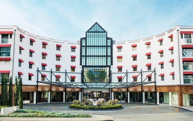 Loews Santa Monica Beach Hotel