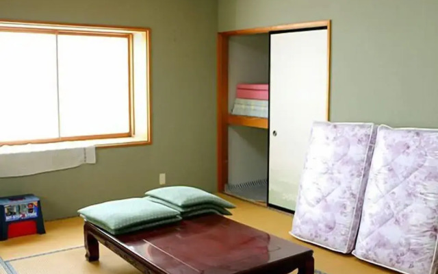Goishigahama House