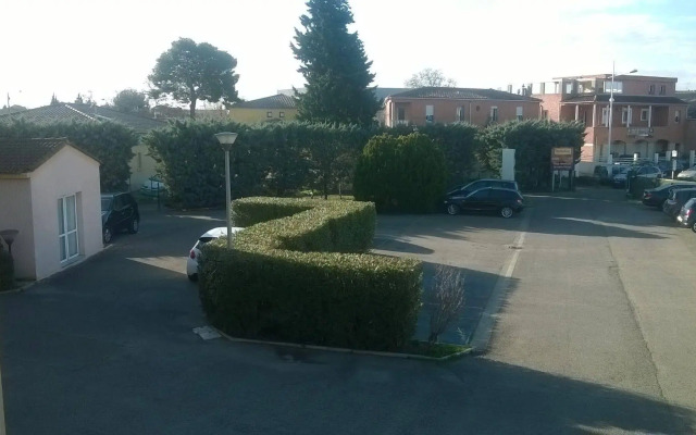 Kyriad Direct Arles