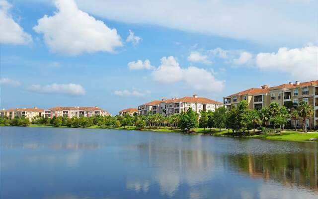 Lakeside Villas