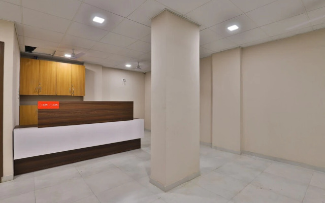 OYO Flagship 29982 Hazira Road Kavas