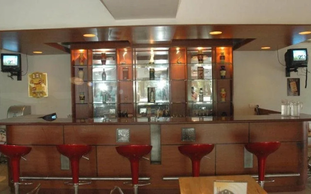 Hotel Saradharam