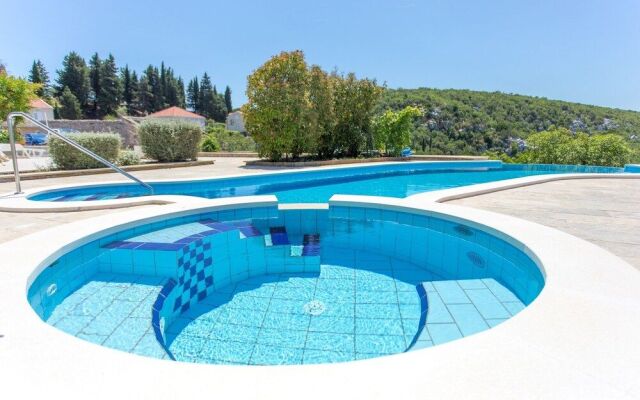 Green Hills Apartment