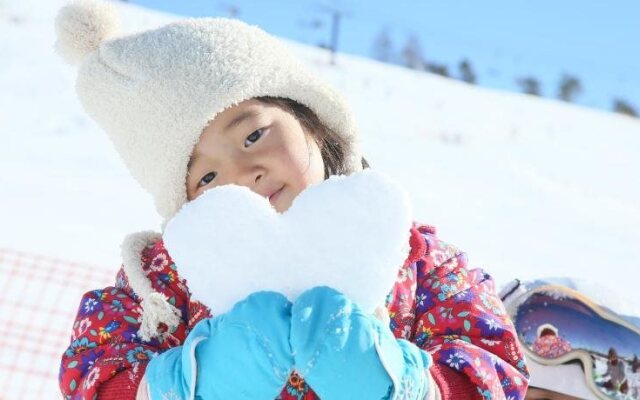 Shirakabako Royal Hill