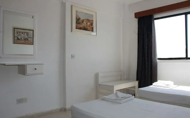 Florea Htl Apts