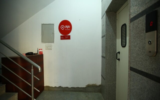 OYO 2282 Apartment Velachery