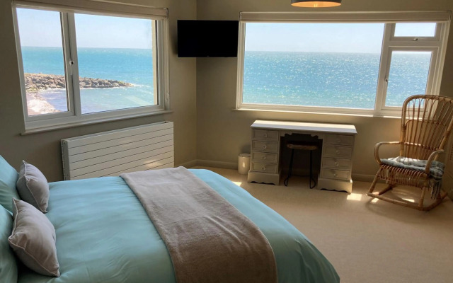 Sandpipers - Pet friendly