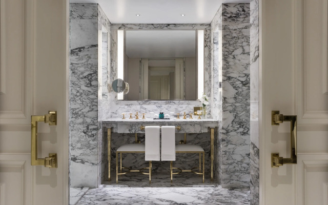 Alvear Icon Hotel