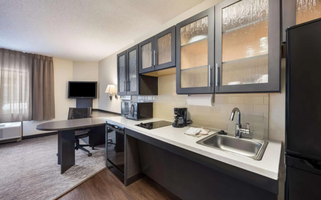 Sonesta Simply Suites Phoenix Tempe