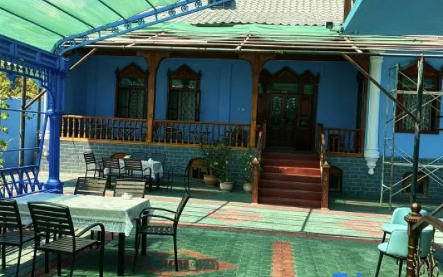 Yining Moon Canal Homestay – Outside – Yining