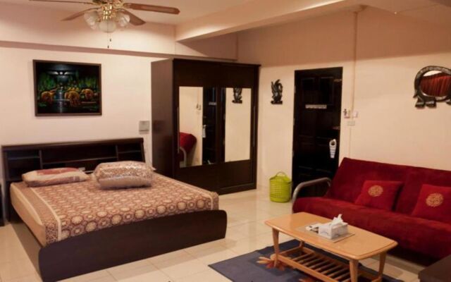 Metro Apartments