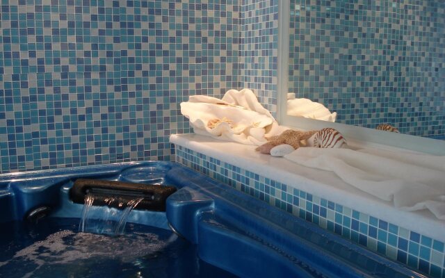 Iria Beach art hotel