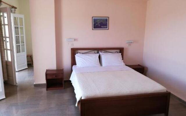 Mentis Apartments