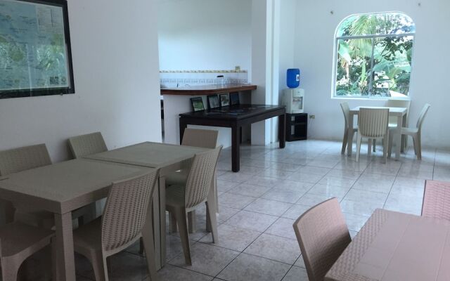 Blue Shark Galapagos Hotel