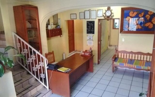 Hotel Monarca