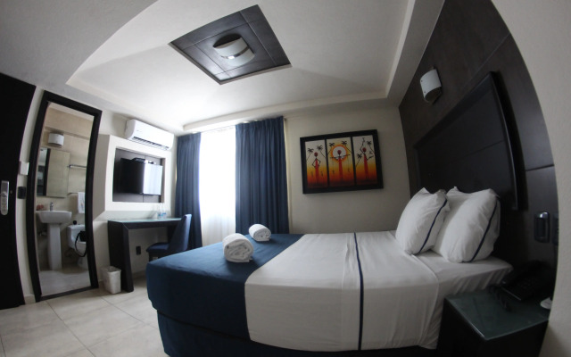 Hotel Portonovo Plaza Malecón