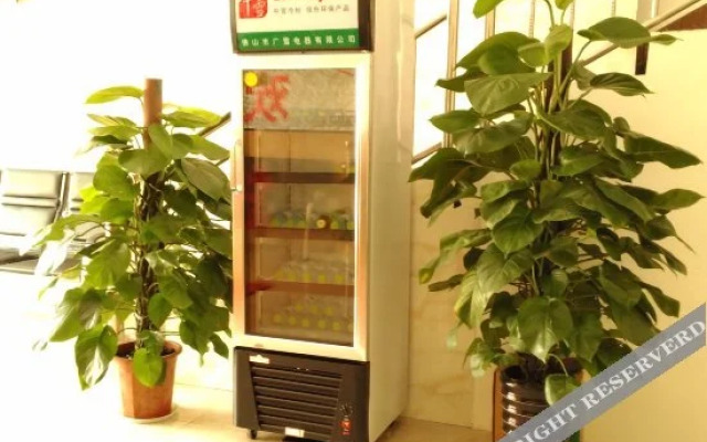 Yatai Express Hotel