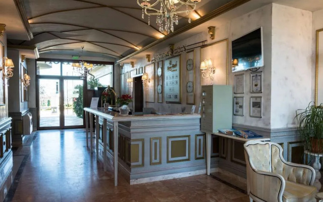 Long Beach Resort And Spa