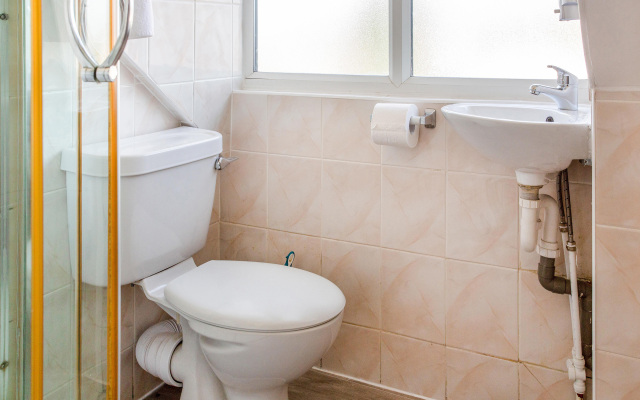 OYO London Guest House