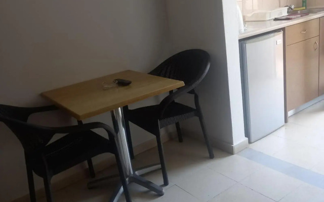 Manolis Studios