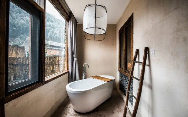 Go Native Downtown House Ningbo