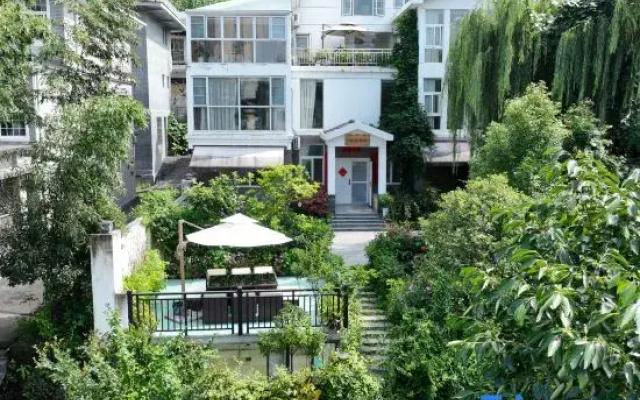 Lichuan Huajianyin Homestay