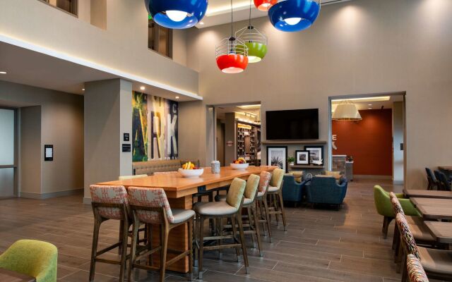 Hampton Inn & Suites Buena Park