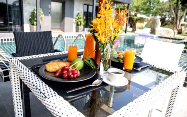 Riverside Luxury Pool Villa 88 Place Chiang Mai