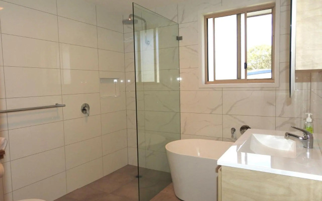 Baroona BY THE Beach