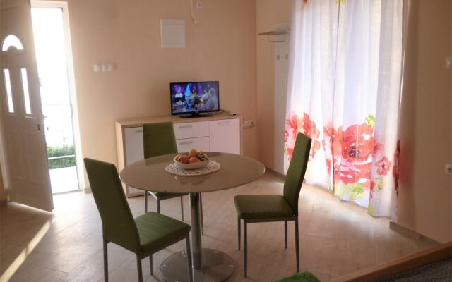 Apartments Lea by the Pebble Beach Jaz