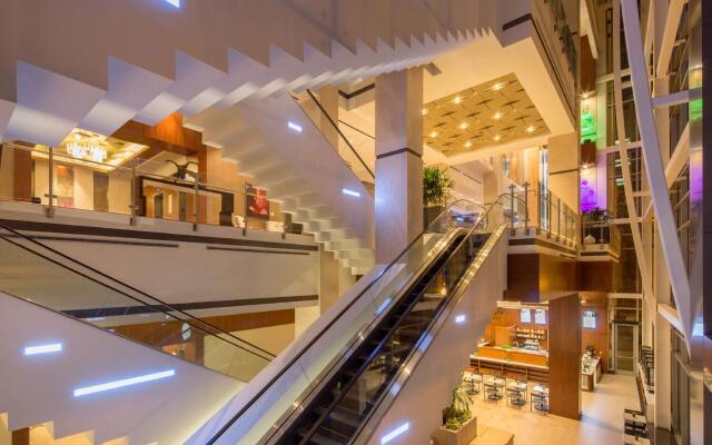 Hilton Norfolk The Main