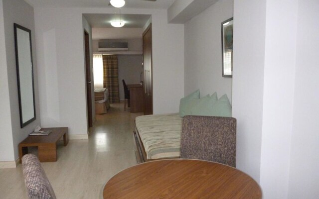 Hotel Tower House Suites