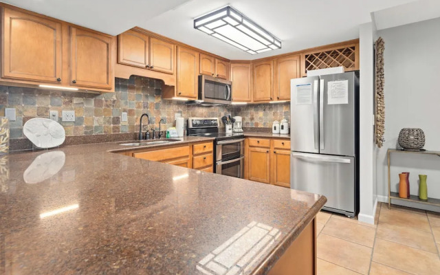 Gulfgate B307 - Red Wave