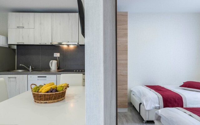 Luxury Premium Banjole