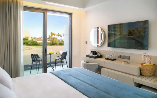 Mercure Larnaca Beach Resort