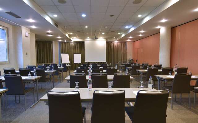 Tulip Inn Turin West