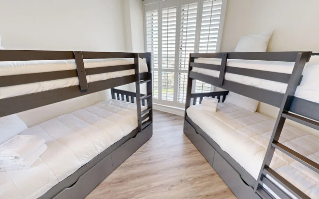 Silver Beach 1006w 4 Bedroom Condo