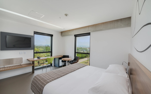 Linx Galeão by Wish