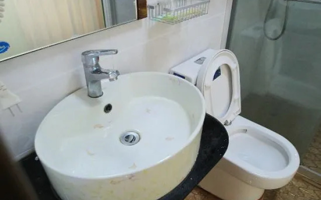 Aixuan Fashion Hotel (Shanghai Qiulan Road)