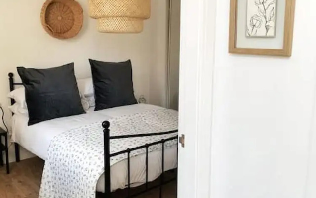 The Estuary Apartment - 2 Minutes From Beach
