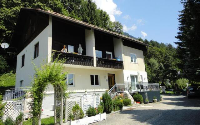 Ferienhaus Burgblick